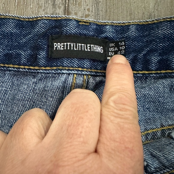 Pretty Little Things Jeans - Picture 5 of 11